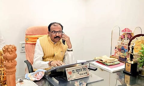 ஹோலி பண்டிகையில் வண்ணப்பொடியை பிடிக்காதவர்கள் தார்ப்பாய் அணிந்து கொள்ளலாம்- பா.ஜ.க. பிரமுகர்