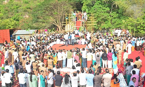 மருதமலை முருகன் கோவில் கும்பாபிஷேகம்: ஆயிரக்கணக்கான பக்தர்கள் பங்கேற்று தரிசனம்