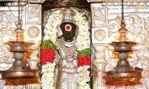திருநள்ளாறு கோவிலில் 2026 மார்ச் 6-ந்தேதி சனிப்பெயர்ச்சி: பஞ்சாங்கம் வாசிக்கும் நிகழ்ச்சியில் தகவல்