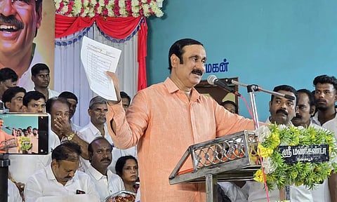 "எனக்கு பல கோடி ரூபாய் கொடுக்க முன்வந்தனர்.." அன்புமணி ராமதாஸ் பரபரப்பு பேச்சு