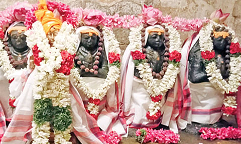 தஞ்சாவூர் பெரிய கோவிலில் மாணிக்கவாசகர் குருபூஜை வழிபாடு
