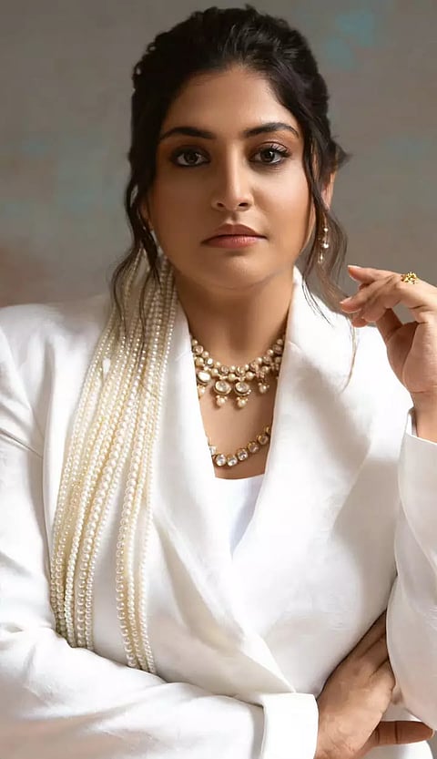 Elegant Look -ல் மஞ்சிமா மோகனின் லேட்டஸ்ட் க்ளிக்ஸ்