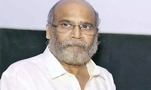 பிரபல இயக்குனர் வேலு பிரபாகரன் காலமானார்