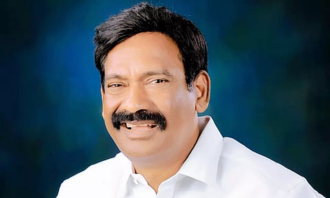 புதுச்சேரி பா.ஜ.க. முன்னாள் தலைவர் கட்சியில் இருந்து 'திடீர்' விலகல்