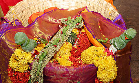 திருப்பதி பிரம்மோற்சவம் - ஸ்ரீவில்லிபுத்தூரில் இருந்து செல்லும் மாலை