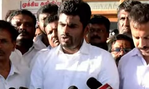 கரூர் கூட்ட நெரிசல்: மாவட்ட ஆட்சியர், எஸ்.பி., பணி நீக்கம் செய்ய வேண்டும்- அண்ணாமலை வலியுறுத்தல்