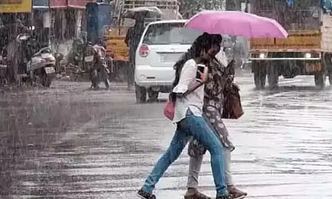 அடுத்த 3 மணி நேரத்திற்கு மழைக்கு வாய்ப்புள்ள மாவட்டங்கள்...