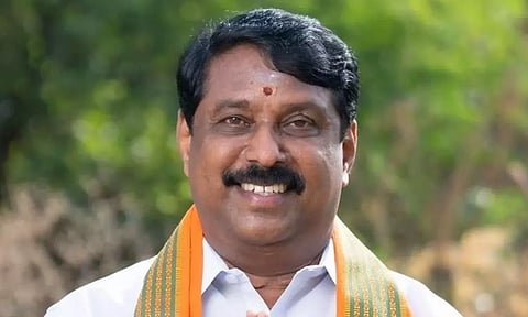 கூட்டணி பேச்சுவார்த்தை - நயினார் நாகேந்திரன் இன்று டெல்லி பயணம்