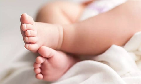 காலம் கலிகாலம் ஆகிவிட்டது... மதுகுடிக்க குழந்தையை விற்ற கல்நெஞ்ச தாய்