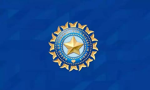 நீதிமன்ற நேரத்தை வீணடித்தால் அபராதம்: பி.சி.சி.ஐ-க்கு எதிரான பொதுநல மனுவை நிராகரித்தது உச்ச நீதிமன்றம்.