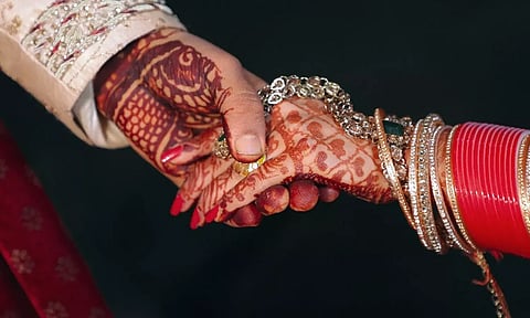 3 பேரை திருமணம் செய்து பல லட்சம் ரூபாய் மோசடி செய்த 'கல்யாண ராணி'