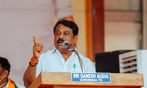 பள்ளிகளில் சரளமாகப் புழங்கும் போதைப் பொருட்கள்!- தமிழக அரசு வெட்கித் தலைகுனிய வேண்டும்- நயினார் நாகேந்திரன்