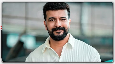 പാലക്കാട് സീറ്റുറപ്പിച്ച് രമേശ് പിഷാരടി; 60 സീറ്റുകളില് സ്ഥാനാര്ത്ഥികളെ ഉറപ്പിച്ച് കോൺഗ്രസ്