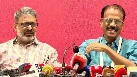 പരാതിയില്ലേ? സുരേഷ് ബാബു മാറിയത് വ്യക്തിപരമായ കാരണങ്ങളാലെന്ന് സിപിഎം, വീഴ്ചകൾ എണ്ണിപ്പറഞ്ഞ് പൊതുയോഗം