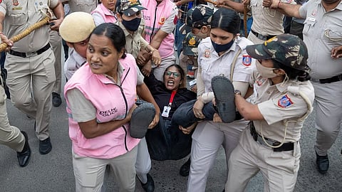 പത്ത് വർഷം! രാജ്യത്ത് പ്രതിഷേധങ്ങളിൽ ഇരട്ടി വർധന, 2026ൽ മുഴുവൻ സമരം