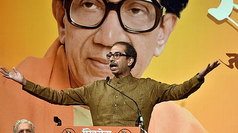 ശിവസേനാ ചിഹ്നം: എന്തു പറയും സുപ്രീം കോടതി ?