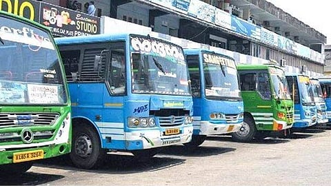 കൺസഷനിൽ ആശങ്ക വേണ്ടെന്ന് മന്ത്രി; ഒഴിവാക്കിയില്ലെങ്കിൽ ഏപ്രിൽ 1 മുതൽ സമരമെന്ന് സ്വകാര്യ ബസുടമകൾ