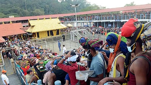 മീനമാസപൂജ: ശബരിമല നട തുറന്നു