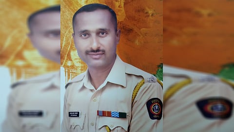 രാജൻ വാഴപ്പിള്ളിക്ക് രക്ഷകനായി ജി ആർ പി ഉദ്യോഗസ്ഥൻ പ്രകാശ് കൃഷ്ണ മെൽവണെ