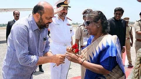 രാഷ്ട്രപതി ദ്രൗപദി മുര്മു ഡല്ഹിയിലേക്ക് മടങ്ങി