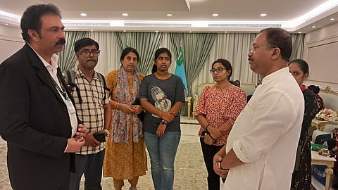 സുഡാനിൽ നിന്നും 1100 ഇന്ത്യക്കാരെ രക്ഷപെടുത്തി: കൊല്ലപ്പെട്ട മലയാളി ആൽബർട്ട് അഗസ്റ്റിന്റെ കുടുംബാംഗങ്ങൾ ജിദ്ദയിലെത്തി
