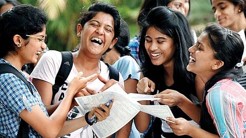 പ്ലസ് വൺ പ്രവേശന അപേക്ഷകൾ ജൂൺ 2 മുതൽ; എസ്എസ്എൽസി സേ പരിക്ഷ ജൂൺ 7ന്
