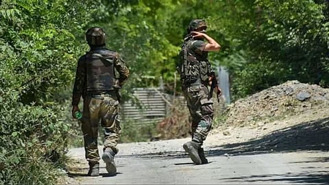 കശ്മീരിൽ സ്ഫോടനം: 2 ജവാൻമാർക്ക് വീരമൃത്യു