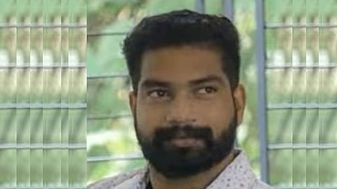 കോളെജ് ഇലക്ഷനിലെ ആൾമാറാട്ടം: പങ്കില്ലെന്ന് വിശാഖ്, പറ്റിക്കപ്പെട്ടെന്ന് പ്രിൻസിപ്പൽ