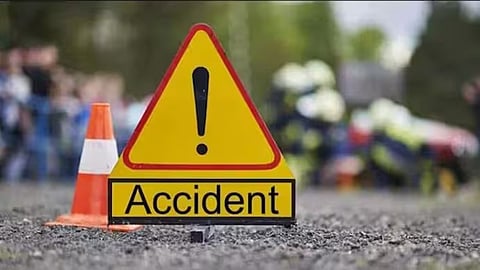 Elderly woman dies after getting off bus in Chingavanam