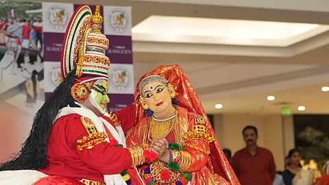 നഗരത്തിന്റെ ഹൃദയം തൊട്ട് സീവുഡ്സിന്റെ ഓണം ഒപ്പുലൻസ്