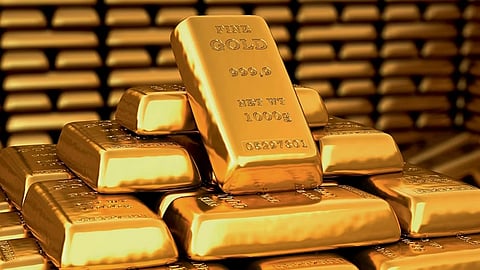 102 ton gold shifted to india