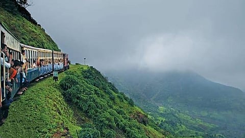 മൺസൂൺ ഇടവേളയ്ക്ക് ശേഷം നേരൽ- മാതേരൻ ടോയ് ട്രെയിൻ സർവീസുകൾ നാളെ മുതൽ പുനരാരംഭിക്കും