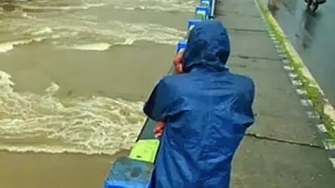 പ്രളയകാലത്തെ ചാലക്കുടിപ്പുഴ, പ്രതീകാത്മക ചിത്രം.
