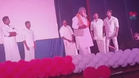 നാടകത്തിലൂടെ രാജ്യത്തെയും പ്രധാനമന്ത്രിയെയും അപമാനിച്ചു; ഹൈക്കോടതി ജീവനക്കാർക്ക് സസ്പെൻഷൻ