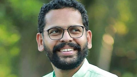 Dr P Sarin