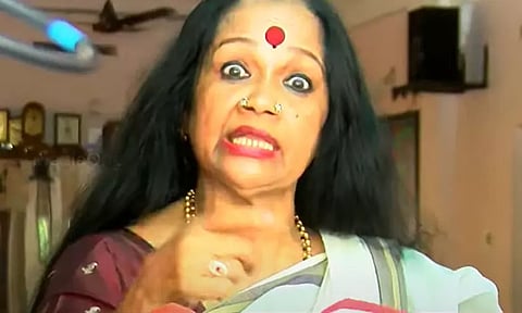 neighbour complaint against kalamandalam sathyabhama