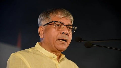 മഹാരാഷ്ട്രയിൽ ഇടഞ്ഞു നിൽക്കുന്ന പ്രകാശ് അംബേദ്കറെ അനുനയിപ്പിക്കാൻ എംവിഎ ശ്രമം