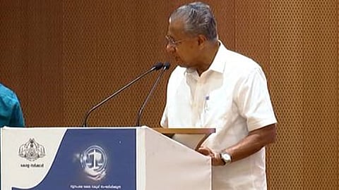 cm pinarayi vijayan got angry with presenter