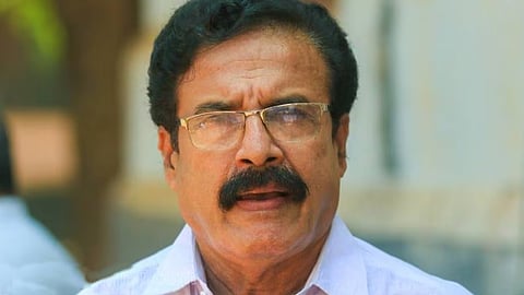സുരേഷ് ഗോപി എംപിയാകാൻ യോഗ്യനെന്ന് തൃശൂർ മേയർ; വിവാദമായതോടെ തിരുത്തി