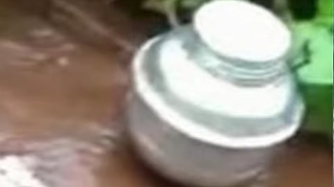 Steel bomb found in front of a business establishment in Kozhikode