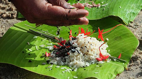 മലാഡ്-മാൽവണി ശാഖയിൽ കർക്കടക വാവുബലി