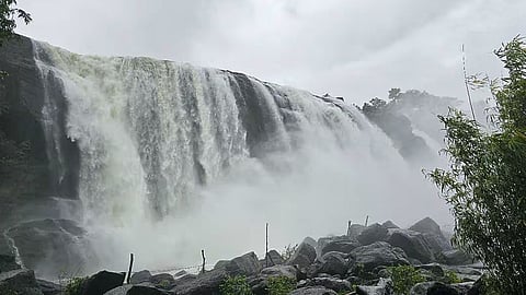 athirappilly tourism traffic congestion