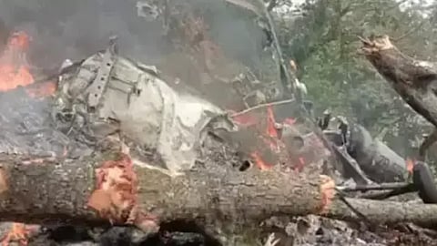 nepal helicopter crashes in nuwakot district 5 dead