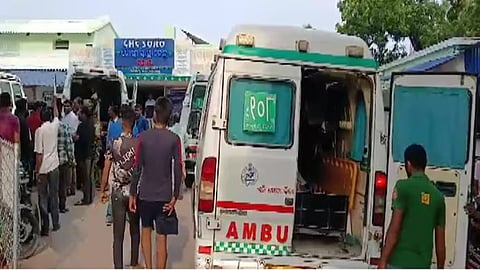 Over 100 students were admitted to hospital in Odisha after a dead lizard was found in their midday meal