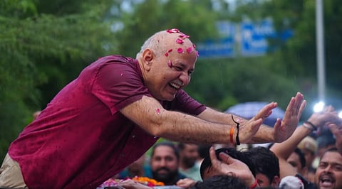 manish sisodia addresses aap workers after jail release