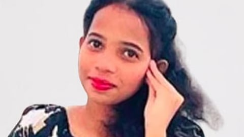 Bengaluru: A Malayali woman was found hanging dead at her residence