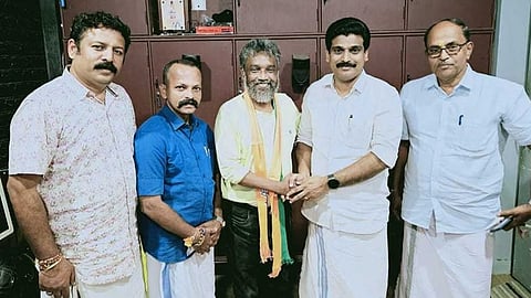 music director mohan sithara has joined bjp
