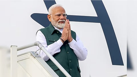 Warm welcome for Modi in Singapore