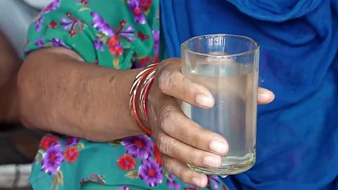 ഹരിയാനയിലെ സമസ്പുർ ഗ്രാമവാസികൾ വോട്ട് ചോദിച്ചു വരുന്ന സ്ഥാനാർഥികൾക്കു മുന്നിൽ വ്യത്യസ്തമായൊരു ചലഞ്ച് വച്ചിരിക്കുകയാണ്
