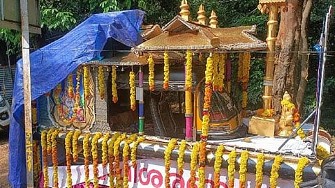 Auto modified to resemble a temple; MVD seizes vehicle